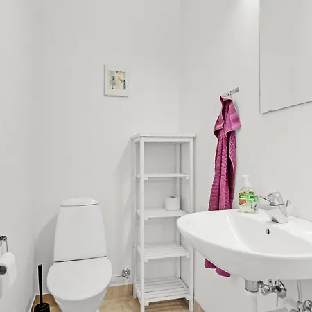 Feriehus Beautiful In With Wifi *